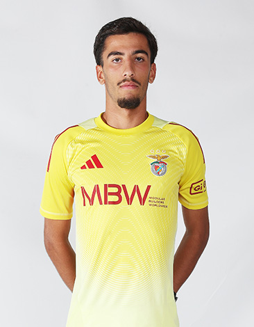 Juvenis A: Gustavo Santos