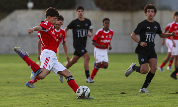 Os golos chegaram todos depois do intervalo