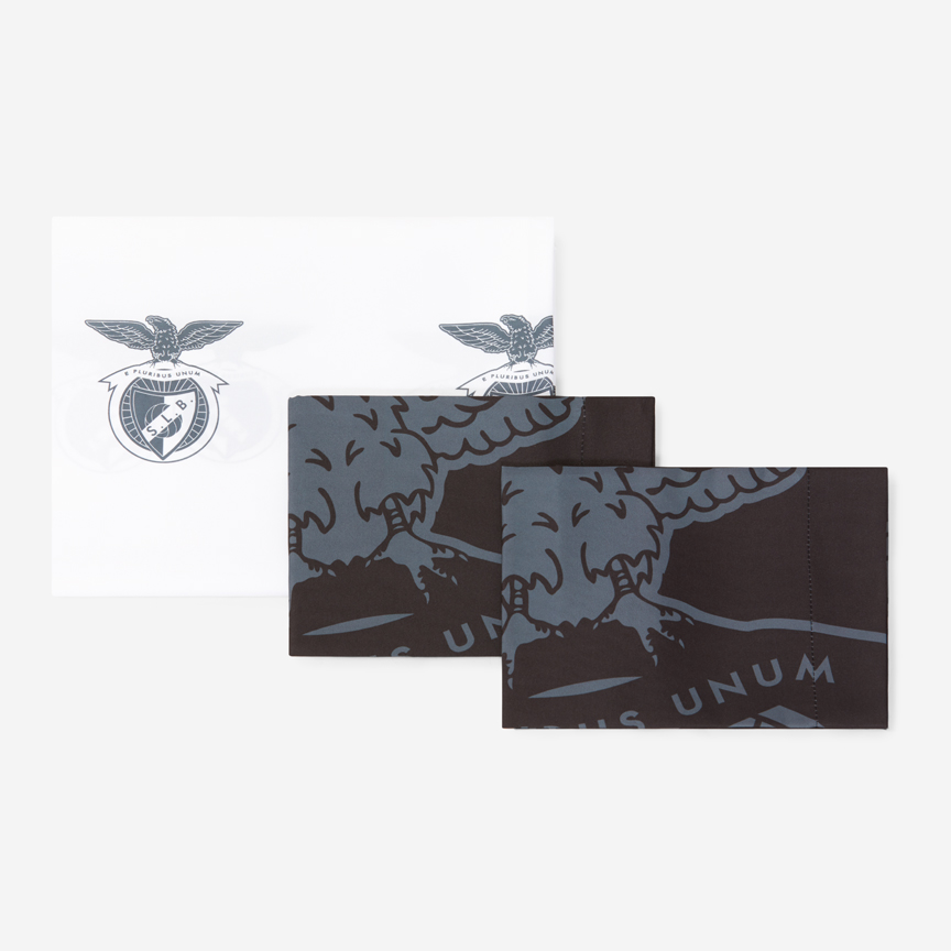 Conjunto Negro y Blanco para Cama de Matrimonio del SL Benfica